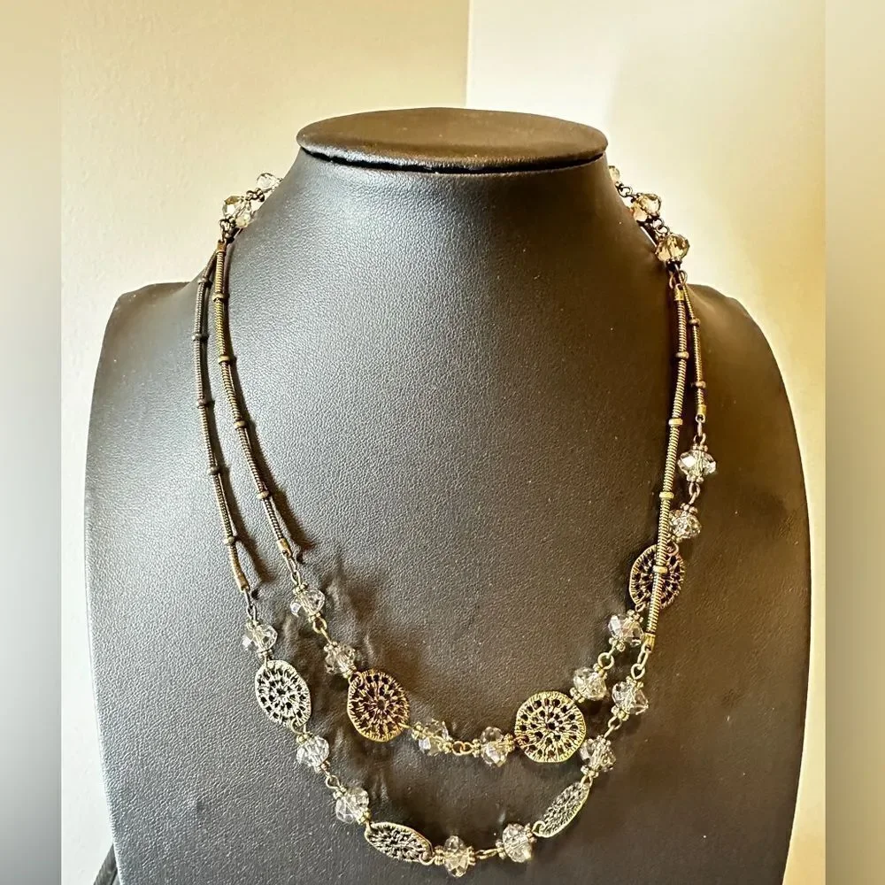 36” brass tone metal with glass‎ crystal beads, necklace!